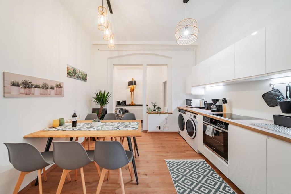 3 Bedrooms - 75Sqm - 15 Min. City Center 비엔나 외부 사진